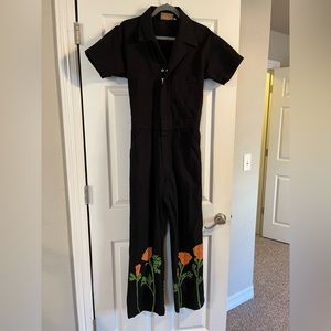 BBP paintstamp poppies SS jumpsuit in black